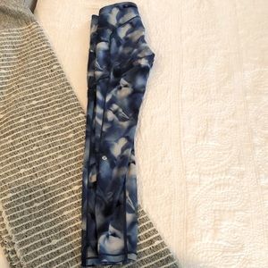 Size 4 compressive Lululemon full length tights.